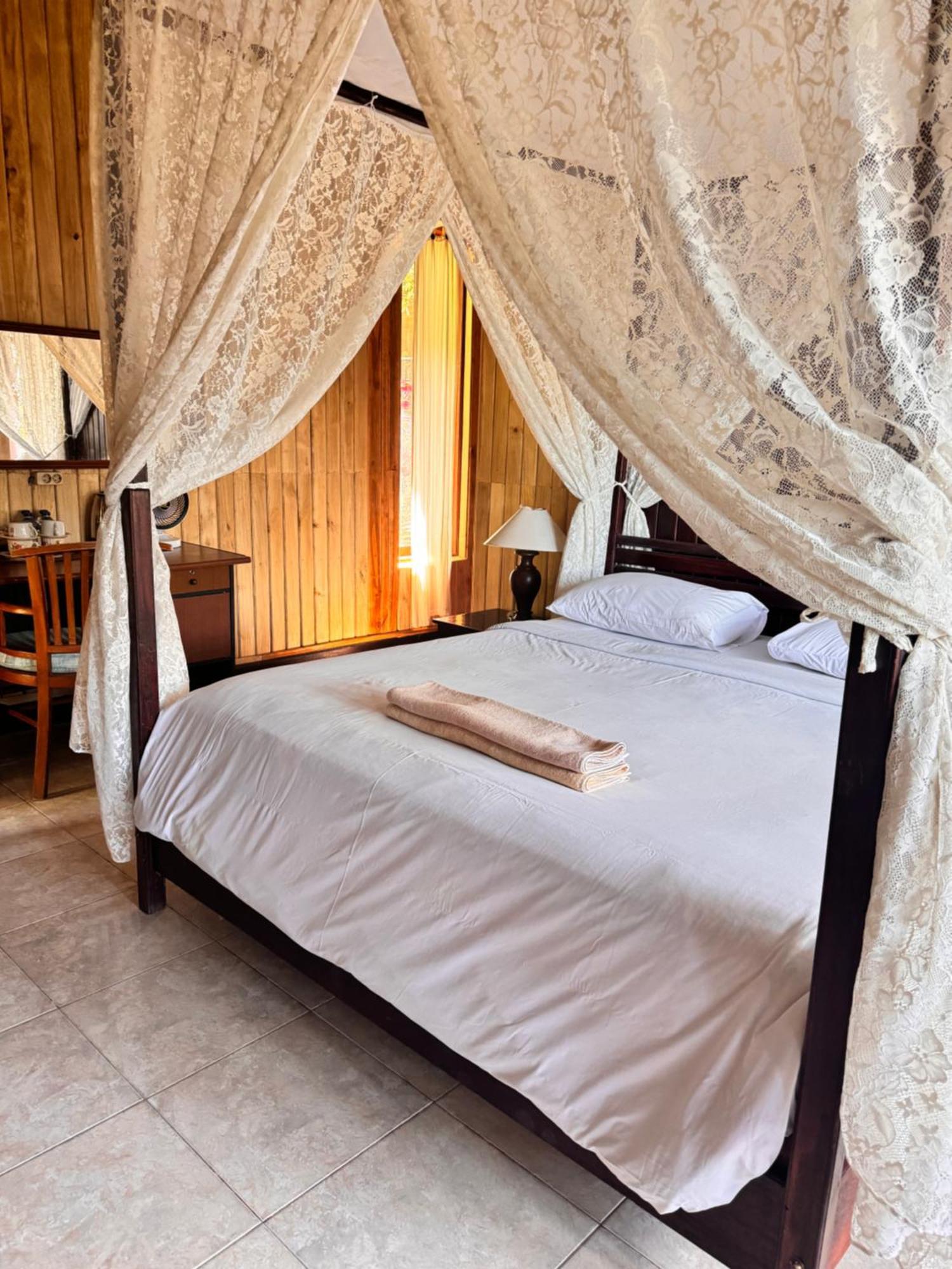 Puri Alam Bali Hotel Munduk Екстериор снимка