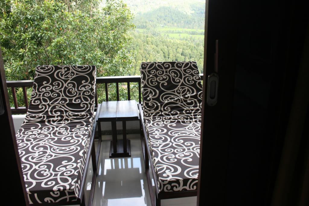 Puri Alam Bali Hotel Munduk Екстериор снимка